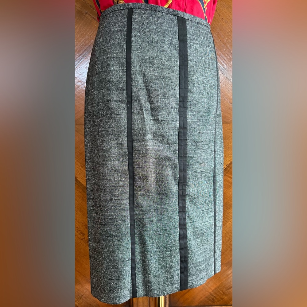 HUGO BOSS π€ SKIRT π€ HOST PICK π€ - Picture 3 of 16